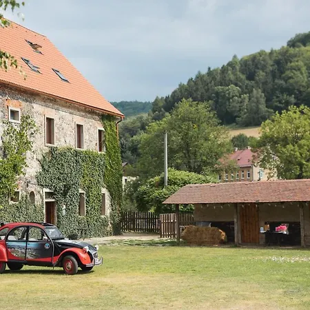 Statek Jakubov 3* Vojkovice (Karlovy Vary)
